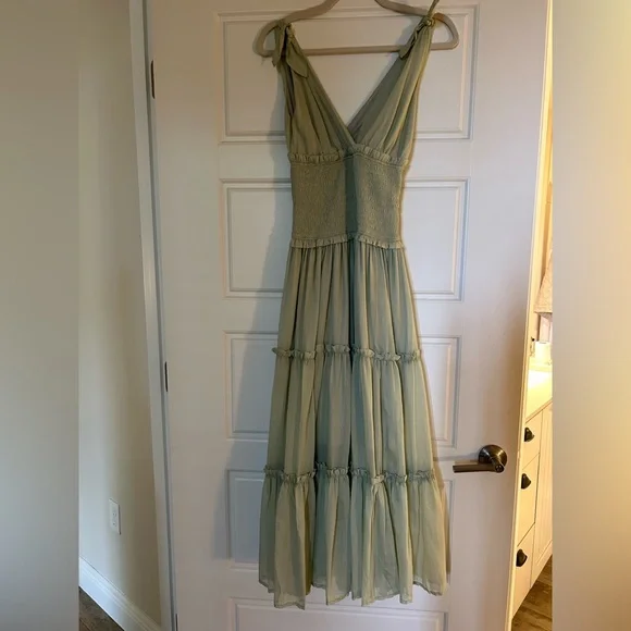 MABLE Maxi Sundress in light green - size S - Picture 2 of 5